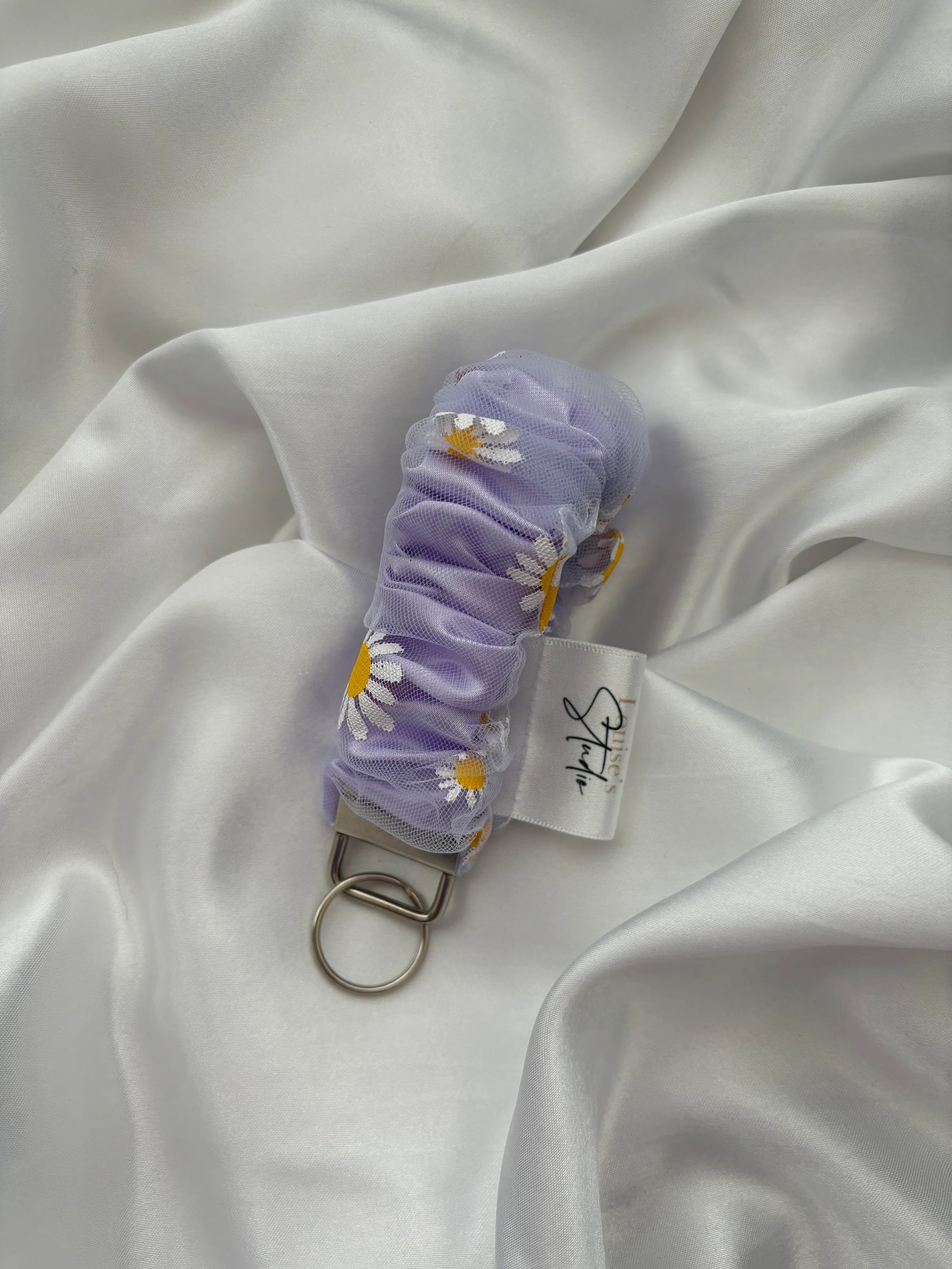 Lilac Daisy Keyring