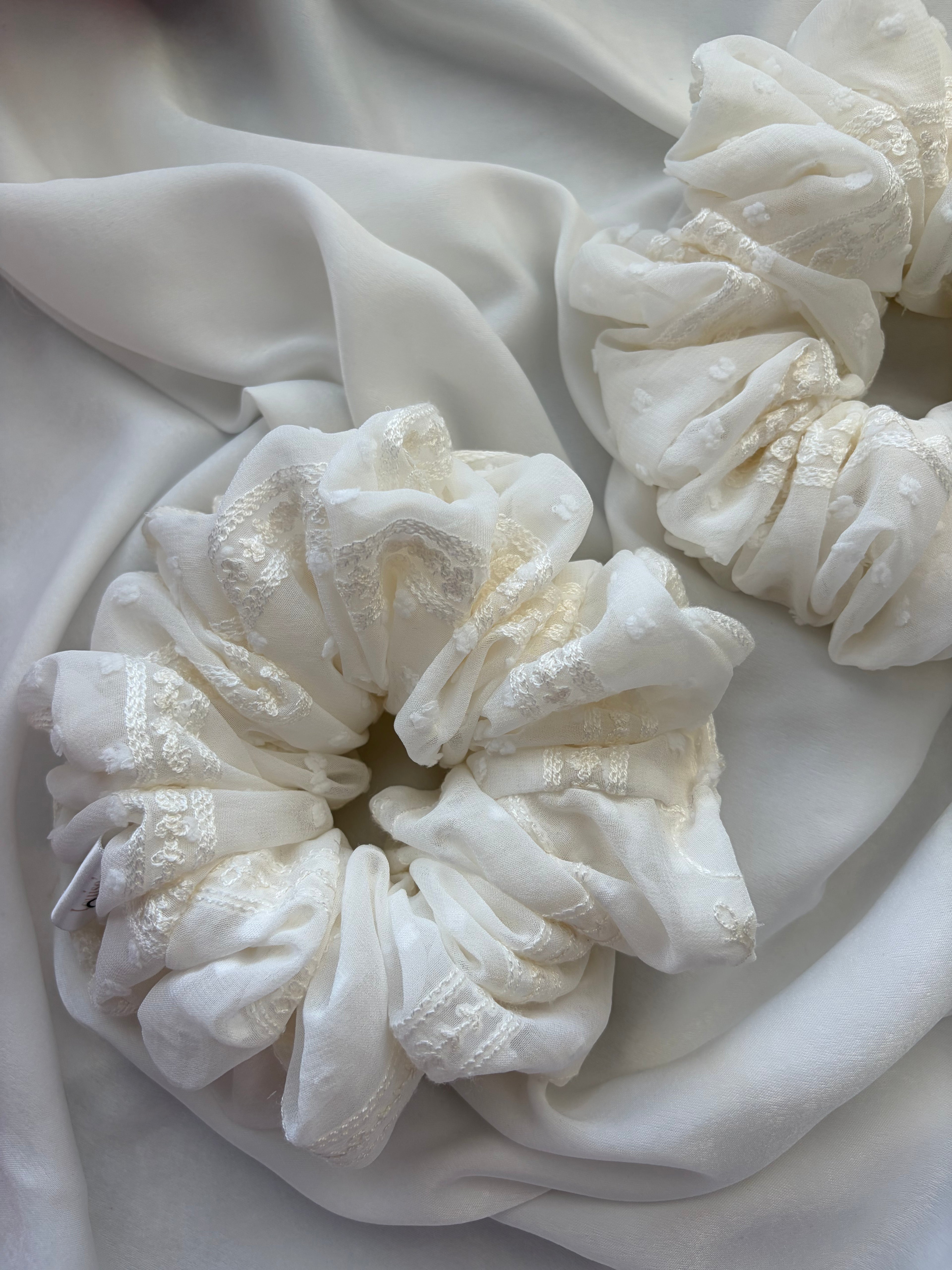 The Eleganza Scrunchie