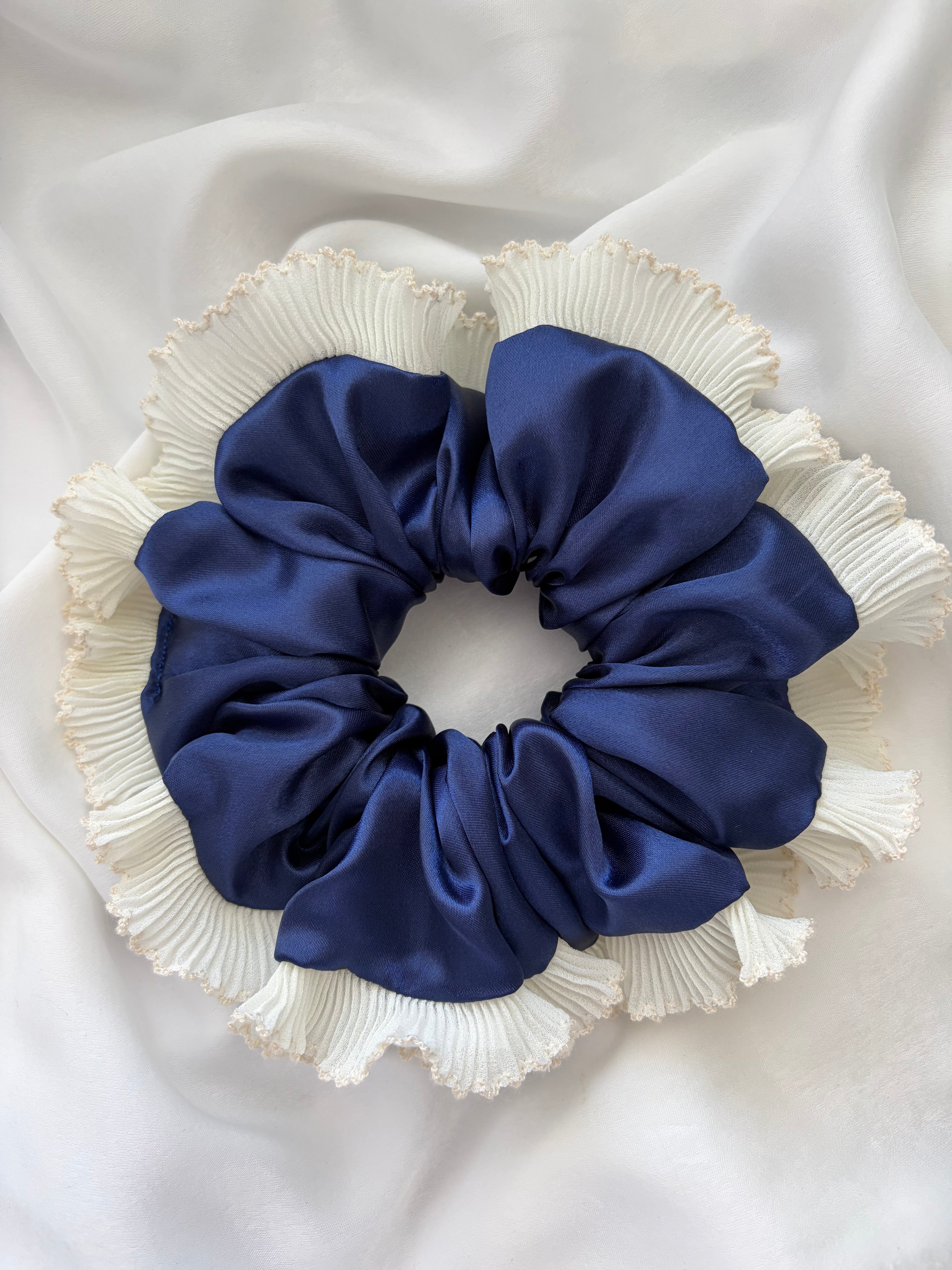 Cosmo Scrunchie